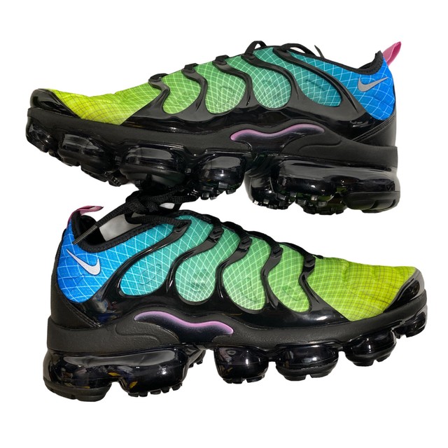 nike air vapormax plus aurora green