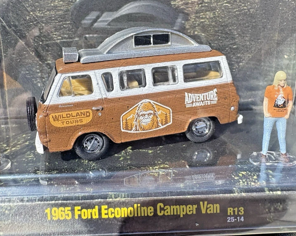 M2 Machines Adventure Awaits 1965 Ford Econoline Camper Van Diorama NEW - Image 2 of 4