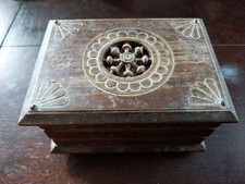 BOITE A MUSIQUE ANCIENNE ET A BIJOUX HYMNE AMERICAIN ? ELLE FONCTIONNE DANS JUS