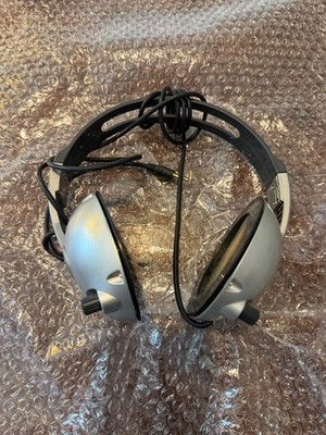 Coby Professional Studio Monitor Headphones CV320