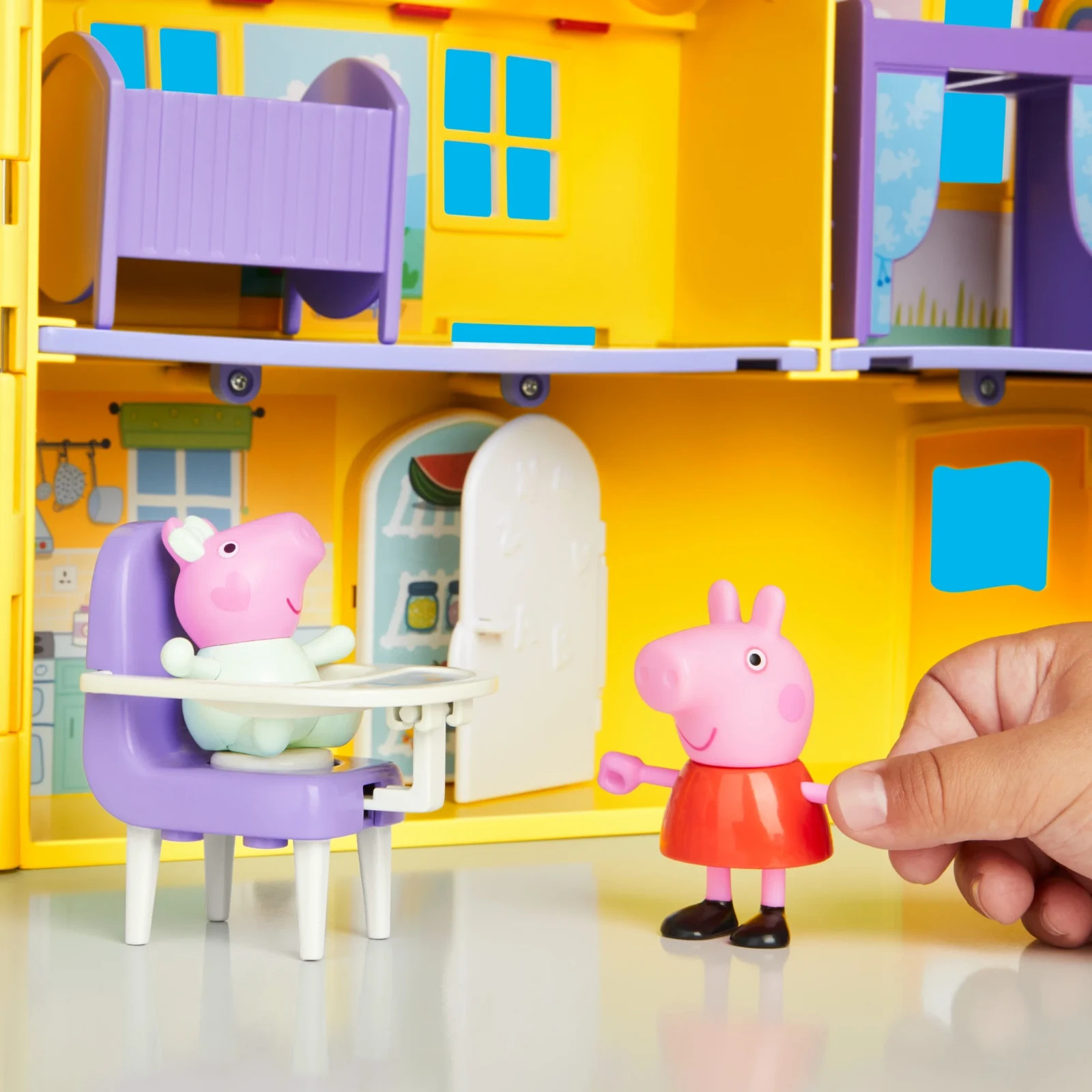 PEPPA PIG Peppa's Big Family House Playset with 3 Figures, 11 Accessories, 2025