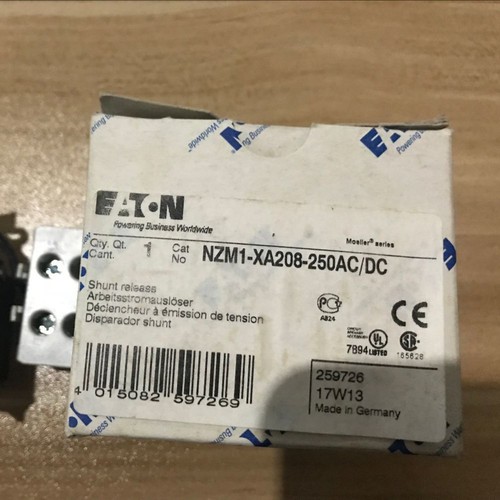 1piece new EATON MOELLER NZM1-XA208-250AC/DC Fast Delivery