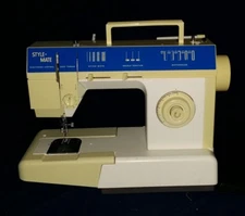 Singer Style-Mate SM-14 Sewing Machine***FOR PARTS OR REPAIR***