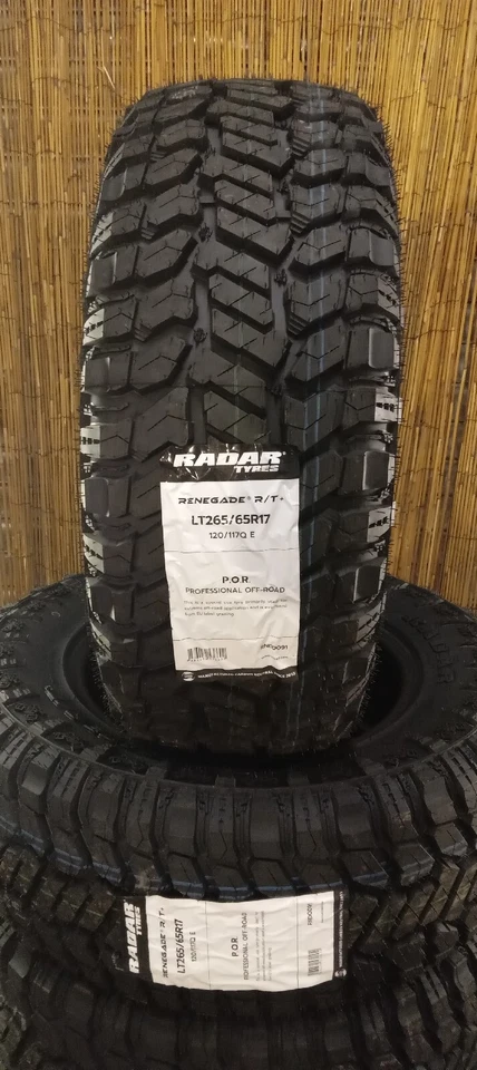 265 65 17 120/117Q  RADAR RENEGADE RT+ RUGGED TERRAIN  TYRES  X2 special offer - Image 3 of 4