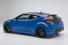 Cars 2011 pm lifestyle hyundai veloster Desk Mat Stitched