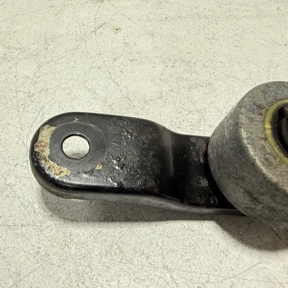 VOLKSWAGEN PASSAT 2012-2022 SOPORTE MOTOR TRASERO MONTAJE OEM Foto 4 de 4