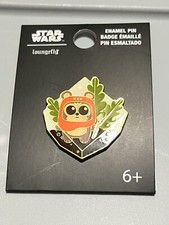 DISNEY STAR WARS SERIES ENAMEL Loungefly Exclusive PIN EWOK TERRARIUM HTF