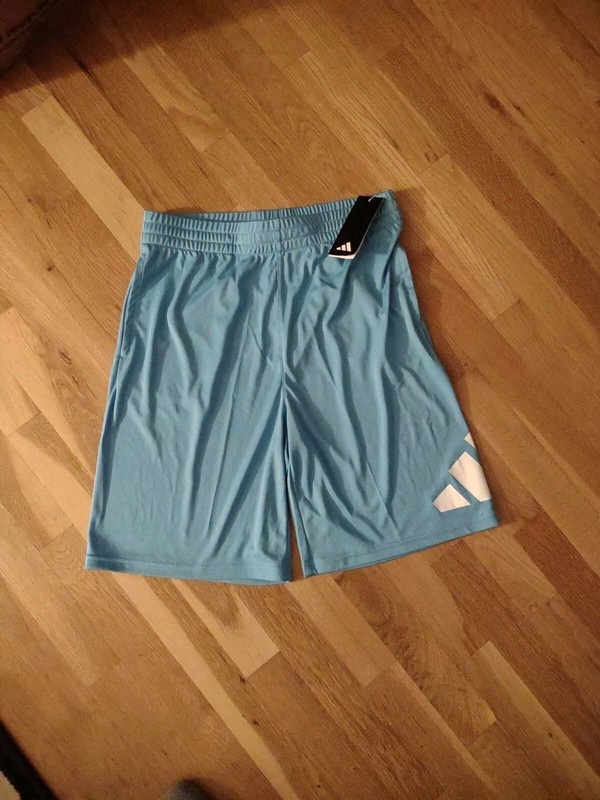 BRAND NEW! BOYS' ADIDAS XLARGE (18-20) ATHLETIC  2-POCKET SHORTS, CAROLINA BLUE!