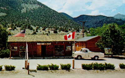 Three Flags Trading Post Coleville California Larry G Powell Postcard