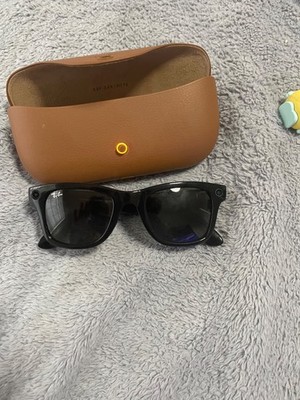 Ray-Ban Meta Smart Glasses   Black w/ Charging Case   Fully Functional