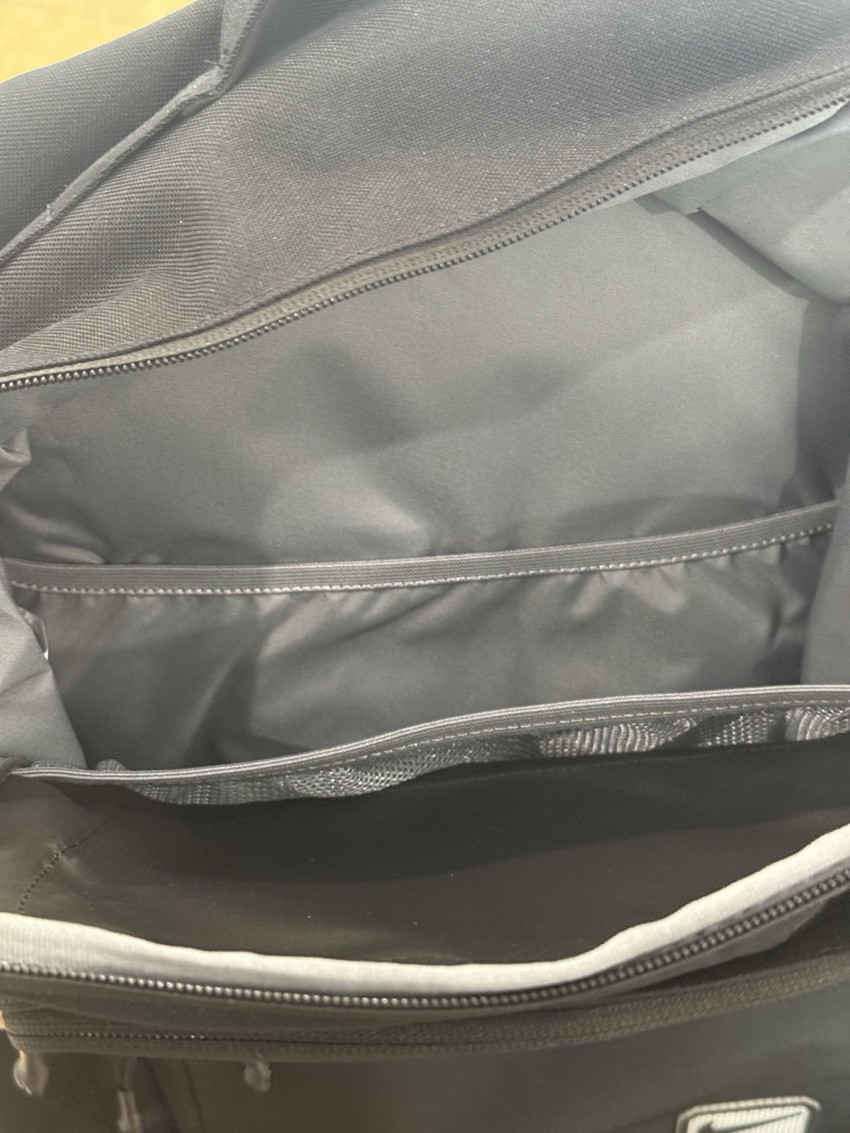 Authentic New Nike Utility Speed 2.0 Backpack 27L Black Gym Bag FN4106-010