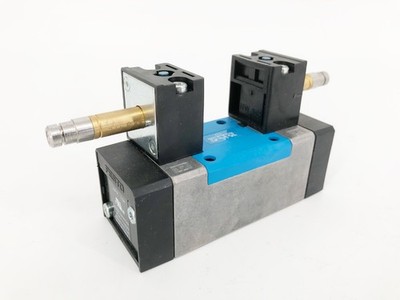 New Festo MN1H-5/3G-D-1-C Solenoid Valve 45-145psi 24VDC 159681 - No Box