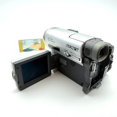 SONY DCR-TRV33K MiniDV Handycam Carl Zeiss Vario-Sonnar Mega Pixel