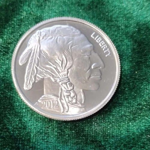 2012 1 oz .999 Fine Silver Silvertowne Buffalo Round with Capsule, Uncirculated