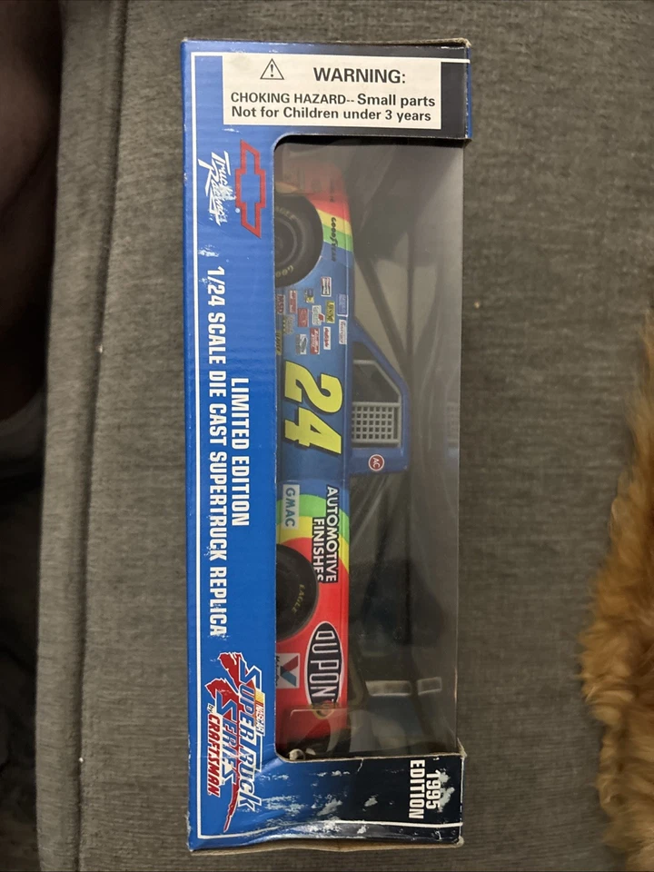 Camión de campeones de carreras fundido a presión 1:24 serie Jeff Gordon #24 DuPont (RTC687 Foto 2 de 4