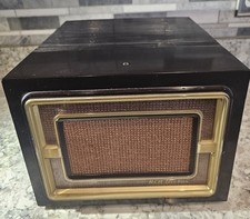 RCA Victor Victrola 45 RPM Record Player   Powers On   Strong Sound   Turntable