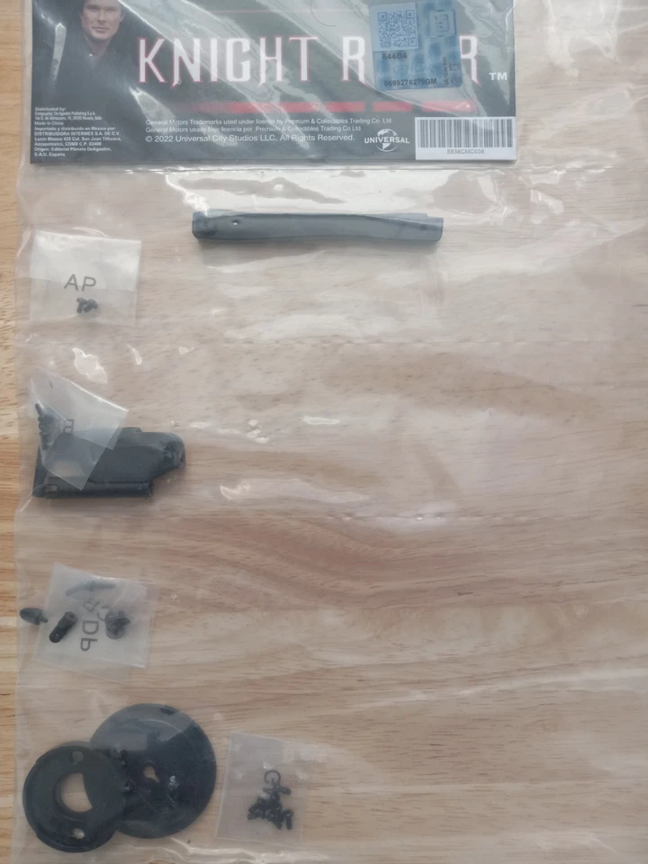 Fanhome Knight Rider 1:8 Scale Build Issues 35 - 38 - Image 3 of 4