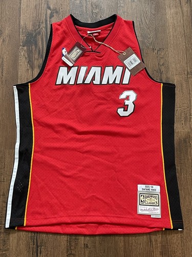 Maillot NBA Miami Heat Dwayne Wade Mitchell & Ness - Taille L Rouge - Occasion
