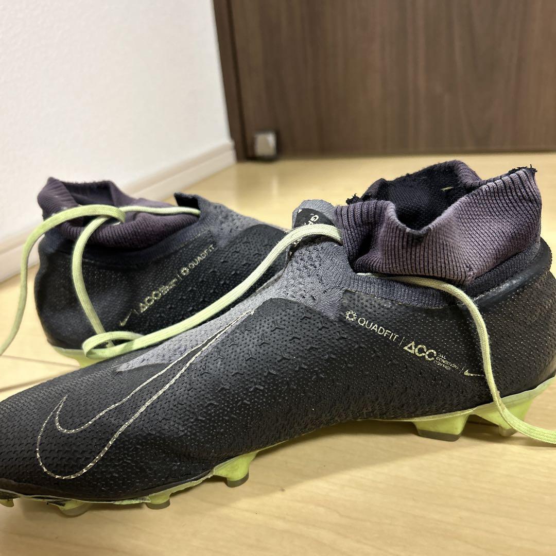 Nike Phantom Vision US 9 acc Soccer Cleats