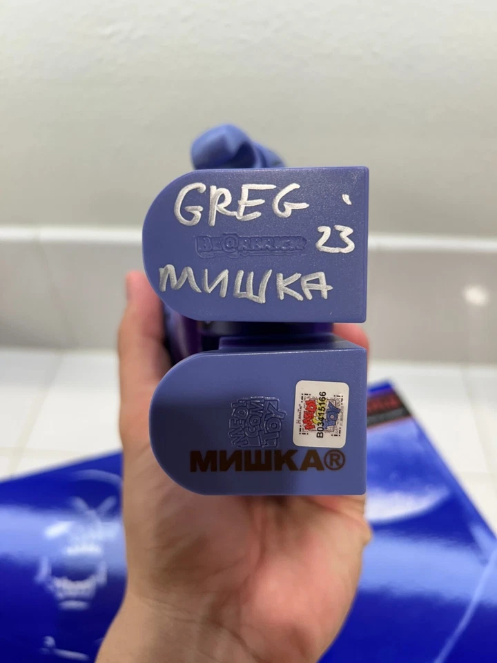 Skeletor Masters of the Universe MOTU BEARBRICK 100% 400% Подписанный МИШКА В РУКЕ - Изображение 4 из 4