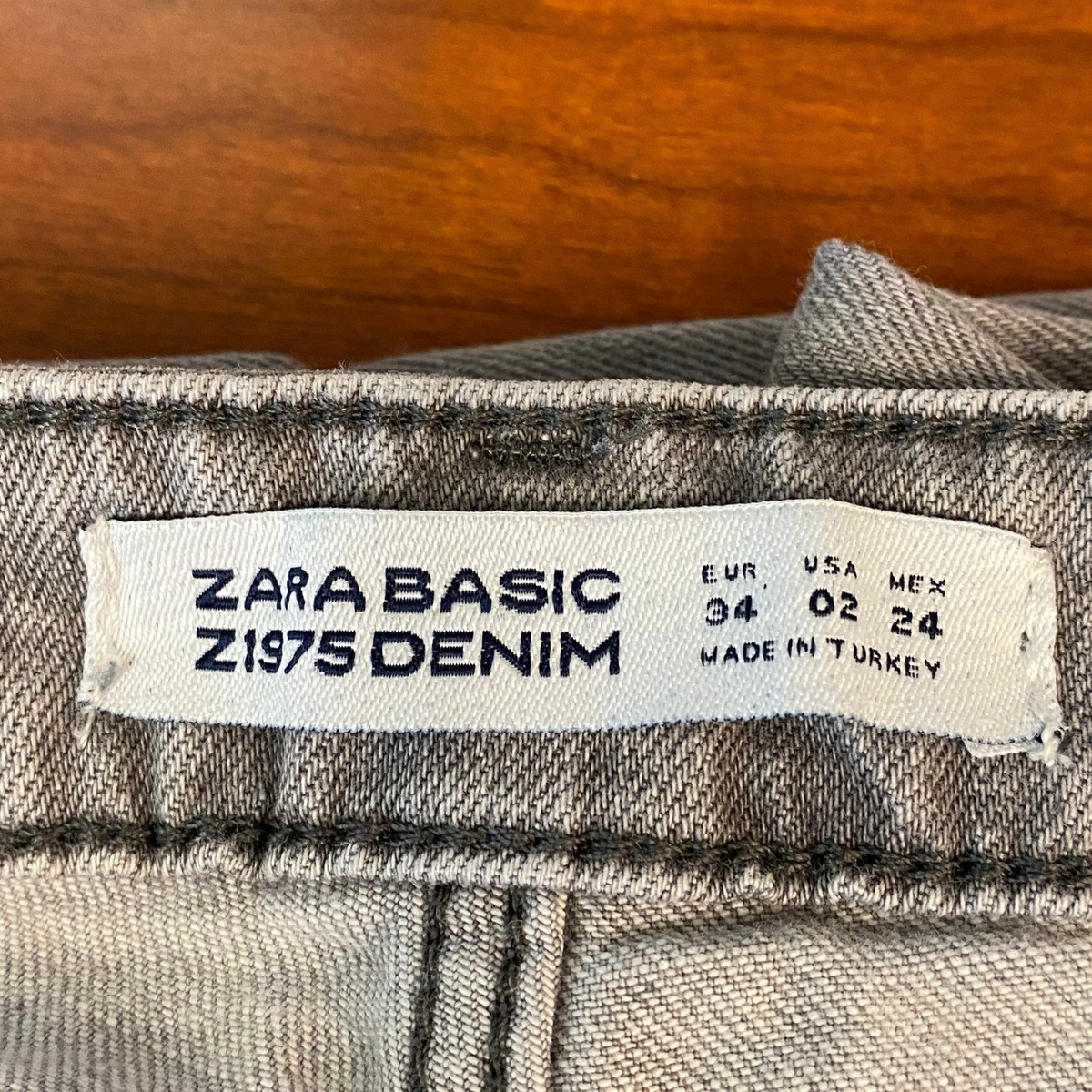 Zara Basic Z1975 Denim Gray Distressed Zipper Pocket Skinny Jeans