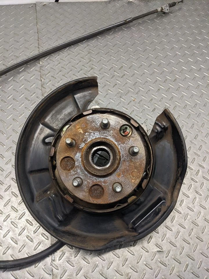 Driver Left Rear Knuckle/Stub Fits 98-05 LEXUS GS300 1176521 - Image 2 of 4