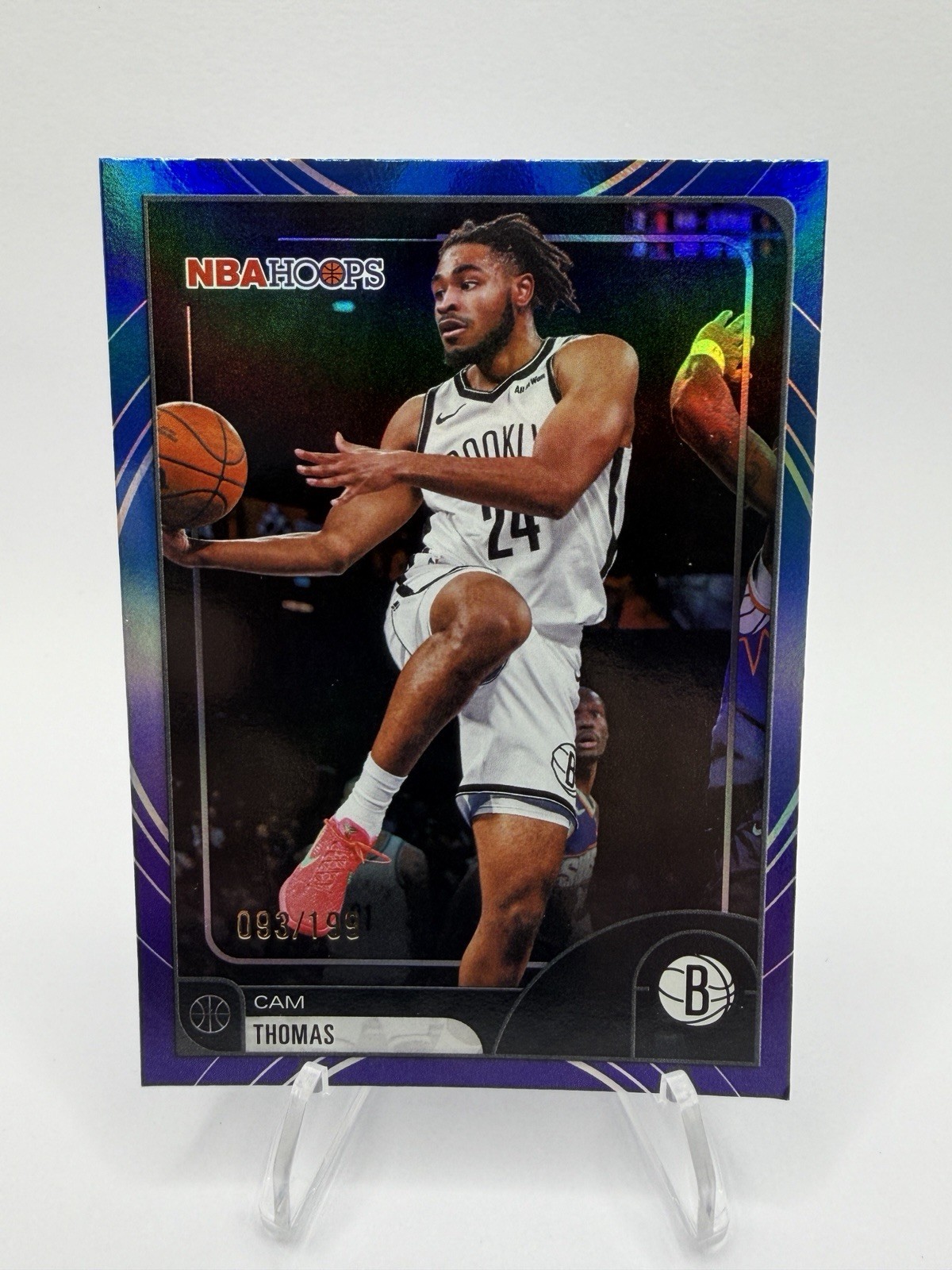 2025-26 NBA Hoops Cam Thomas Nets #211 Serial Numbered /199 Rainbow Blue Purple 