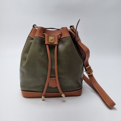 Celine Triomphe Leder Bucket Bag Schultertasche Grün (klein) 154121844