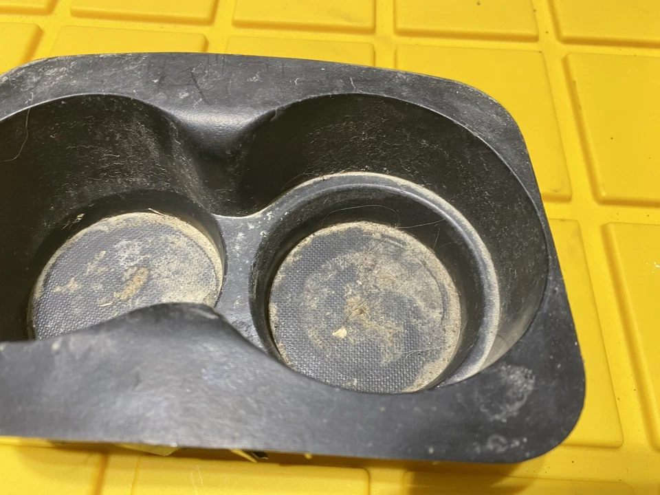 1999-2004 JEEP GRAND CHEROKEE RUBBER CUP HOLDER INSERT 99 00 01 02 03 04 OEM - Image 3 of 4