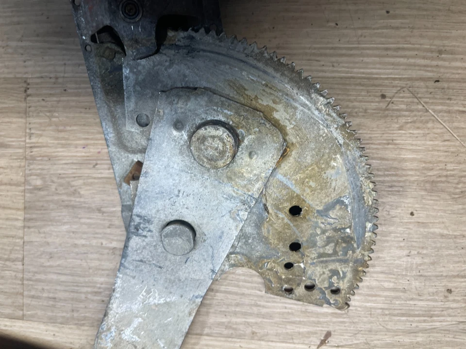 Cuda Barracuda 1971 regulador ventana trasera derecha probado operador muy suave 72 Foto 3 de 4