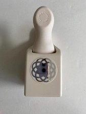 Martha Stewart Paper Punch Overlapping Circle Medallion Crafts EUC