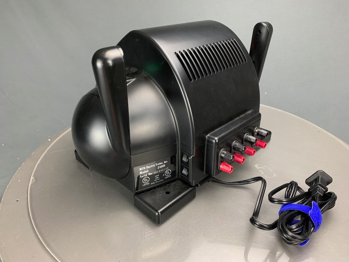 O Gauge MTH Premier Z-4000 Transformer O384 | eBay O Gauge MTH Premier Z-4000 Transformer O384 | eBay