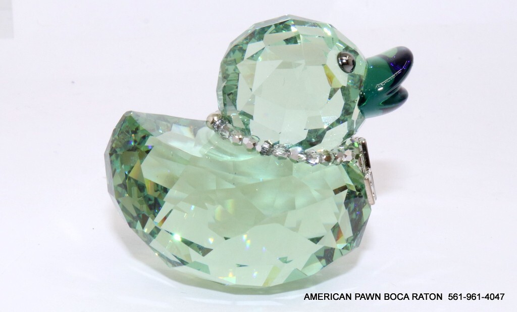 Swarovski Crystal Happy Birthday Duck 1078531 Green / Erinite