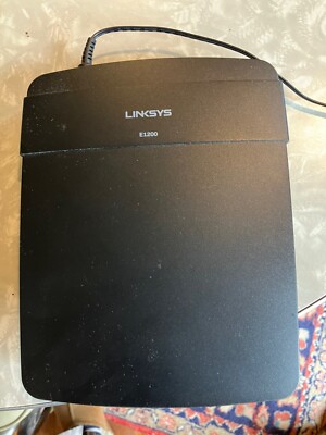 Linksys E1200 300 Mbps 4-Port 10/100 Wireless N Router