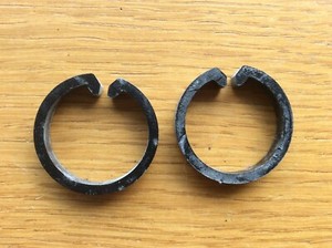 2x Hauptgehäuse Lager Clips für Dyson DC14 Staubsauger