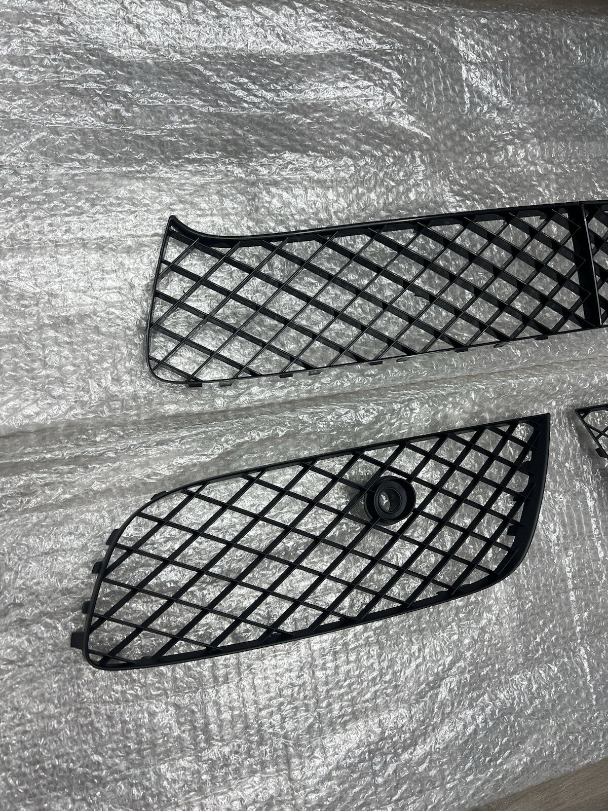 2012-2015 Bentley Continental GT GTC V8 Front Bumper Lower Grille Set Black New