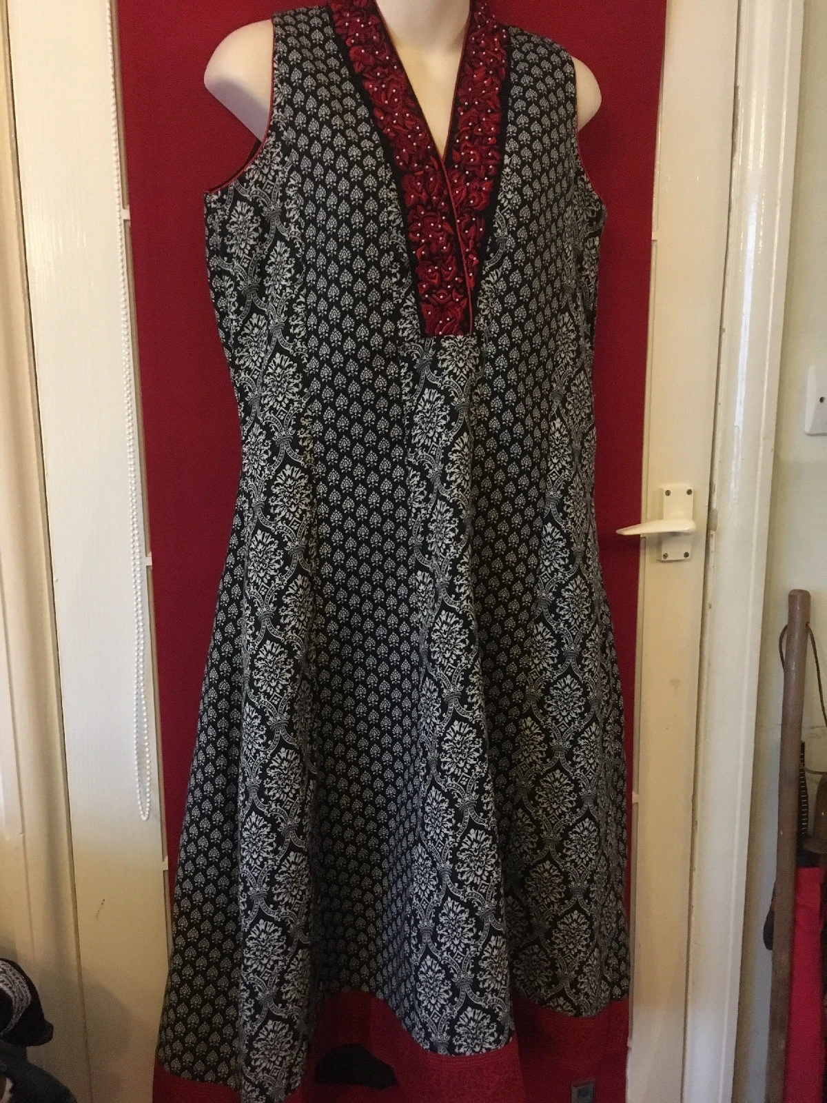 Picture 2 of 7