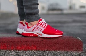 nike air presto red and white