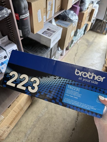 Brother Genuine TN223C Cyan Color Toner Cartridge SEALEDZ