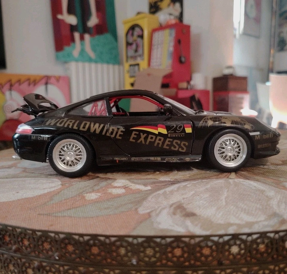 BBURAGO 1/18 - PORSCHE CARRERA 911 (1997) - Modellino Auto Metallo - #A7# - Immagine 3 di 4