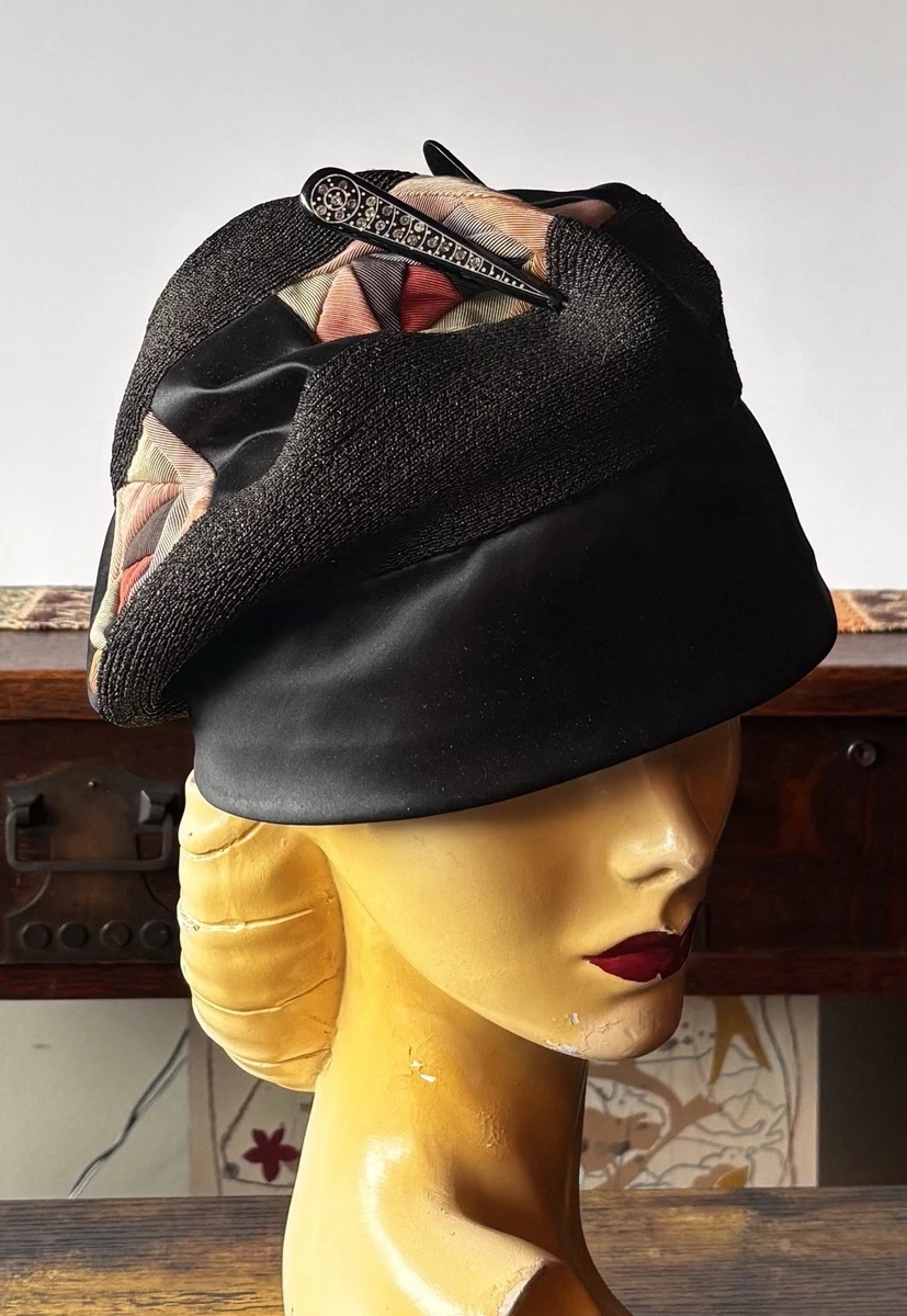1920’s The Hidden Heart Sherman Oaks California Romantic Lace Cloche Hat vintage Lace Vintage Hats Women main image 2