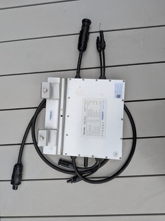 Hoymiles HM 800 Mikrowechselrichter Balkonkraftwerk mit DTU WLite