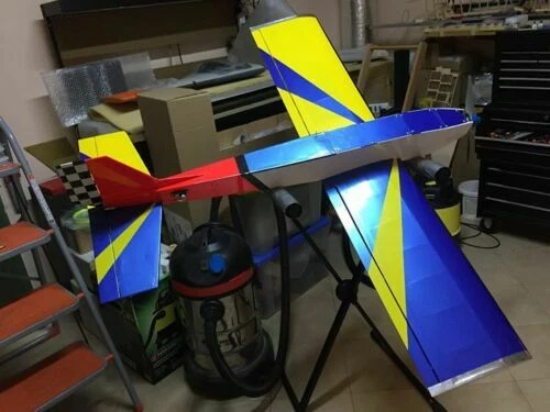 Modellini di aerei radiocomandati acrobatici e 3d ready to go/RTR/RTF (tutto incluso)