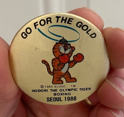 1988 Hodori The Olympic Tiger Boxing Pinback Seoul Mascot Go For The Gold Rare