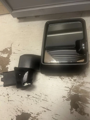 OEM GM CHEVY SILVERADO 2500/3500HD 20-23 RH POWER MIRROR CAMERA BS 86582386