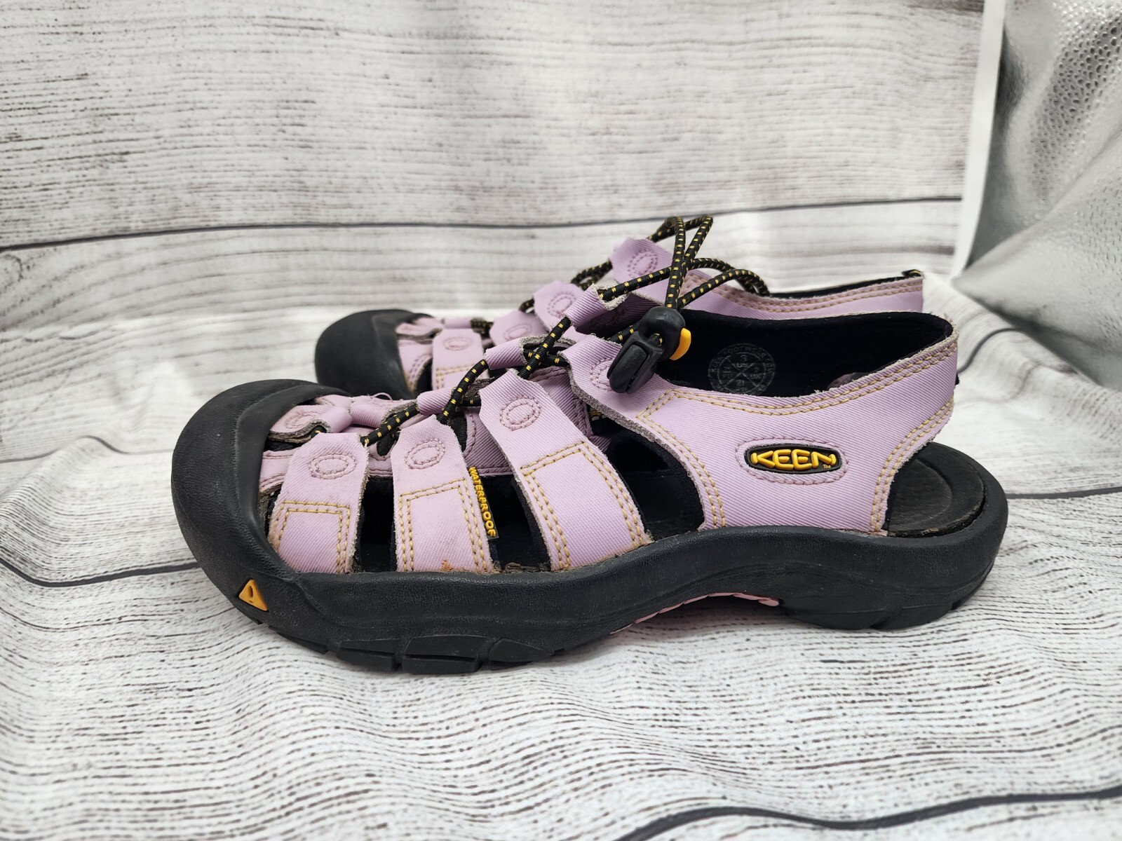 Sandali Keen viola chiaro lavanda viola chiaro escursionismo impermeabili bambina taglia 3