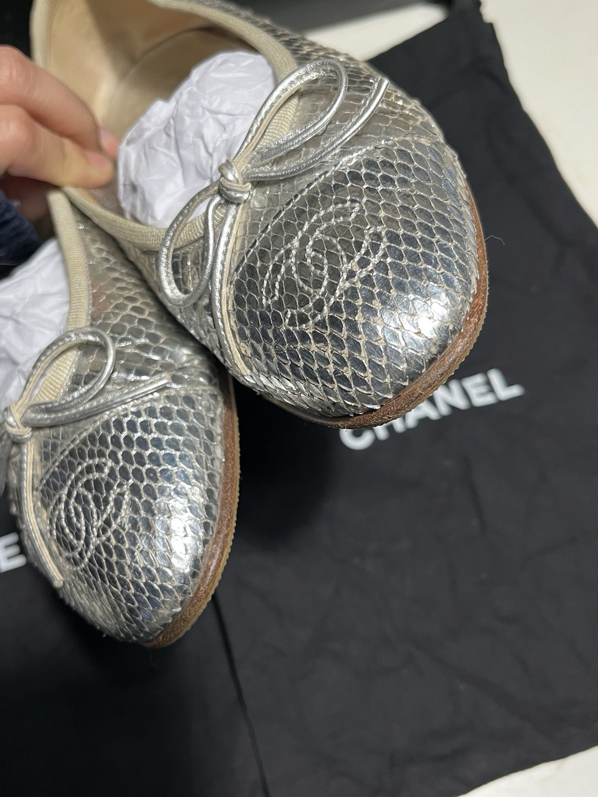 Chanel Silver Snake Python Leather Ballet Flats S… - image 3