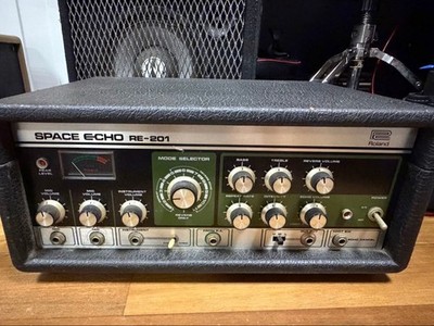 Roland RE-201 Space Echo Analog Tape Delay Echo Effect Unit Vintage 100V Japan