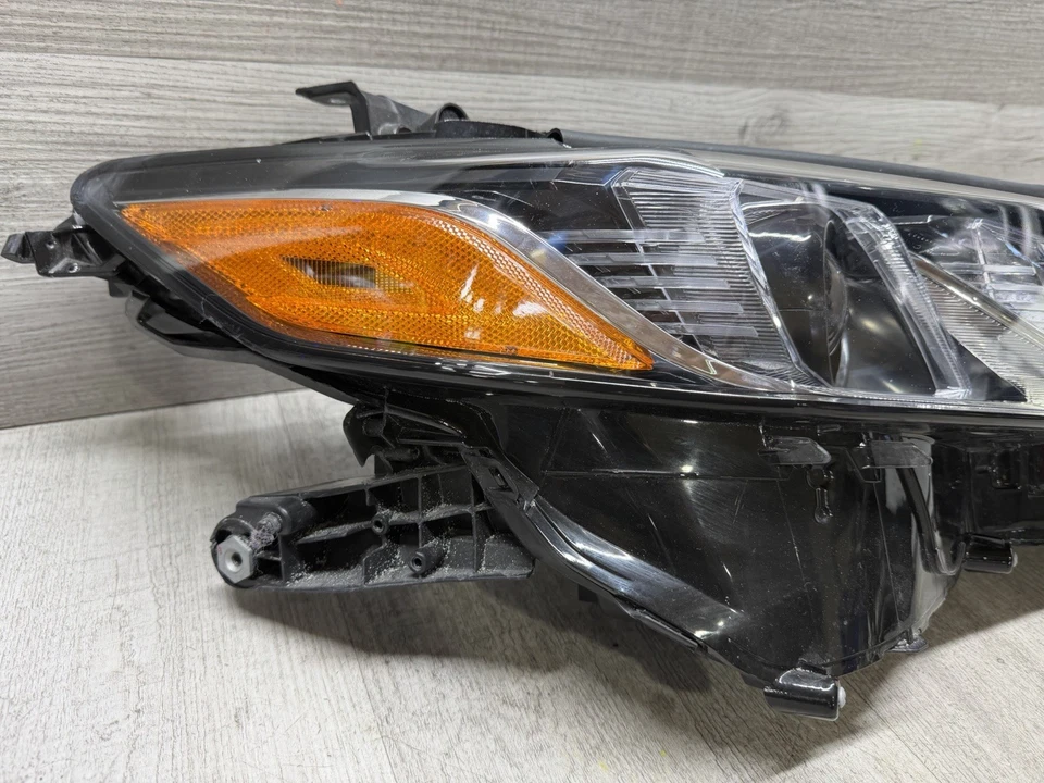 Fits 2018-2023 Toyota Camry RH Right Passenger Base LED Headlight Tab Broken (Li - Image 4 of 4