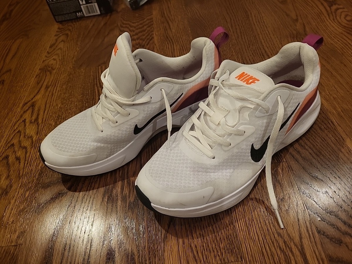 nike wearallday beige